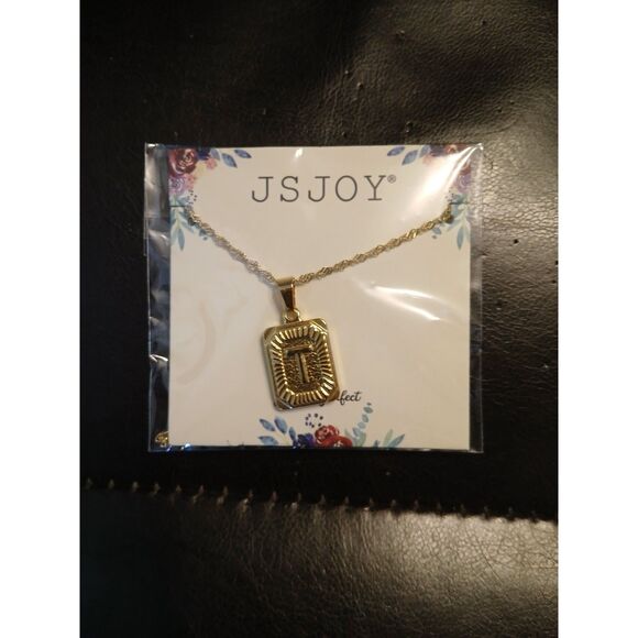 18K Gold Plated Embossed Initial T Necklace Men Women - Picture 7 of 7